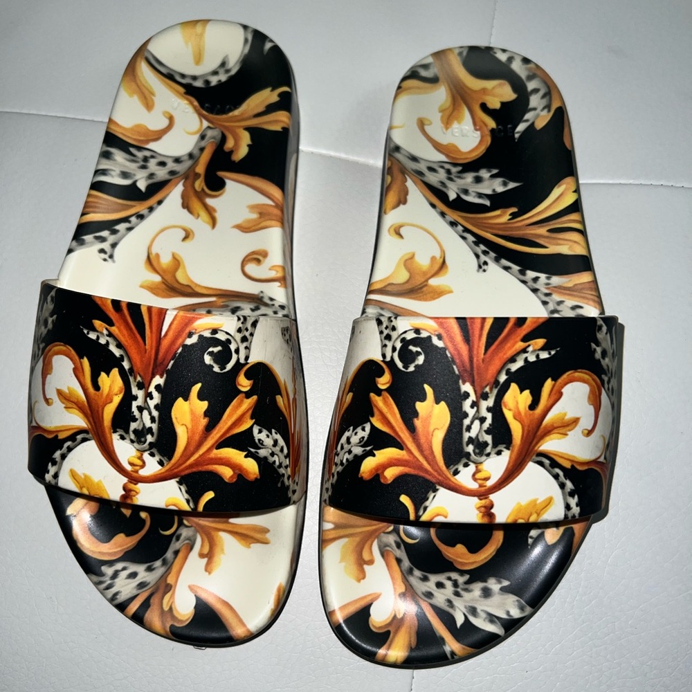 COPY - Versace Women’s Pool Slides. Sz 37
